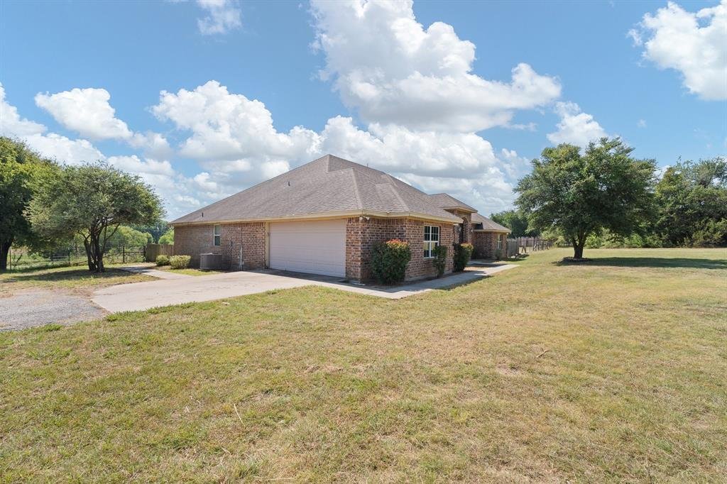 Farm Ranch in Weatherford, Texas, United States 4 - 18515494