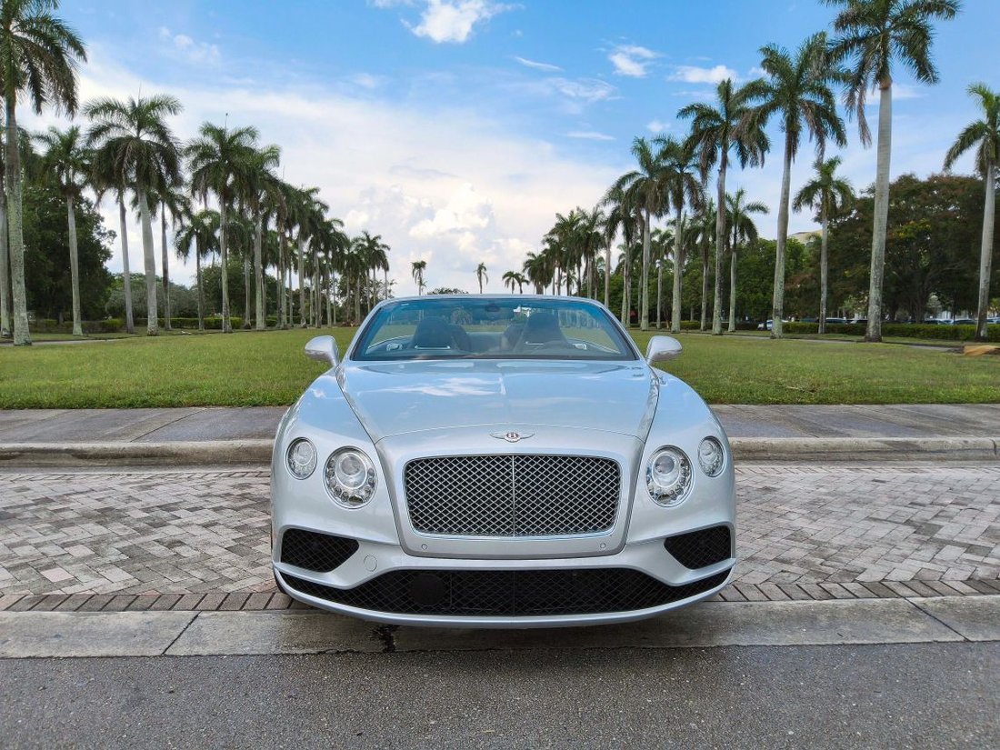 Cabriolet in Pompano Beach, FL, United States 2 - 18468272