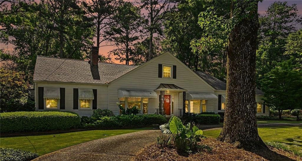 House in Avondale Estates, Georgia, United States 3 - 18512942