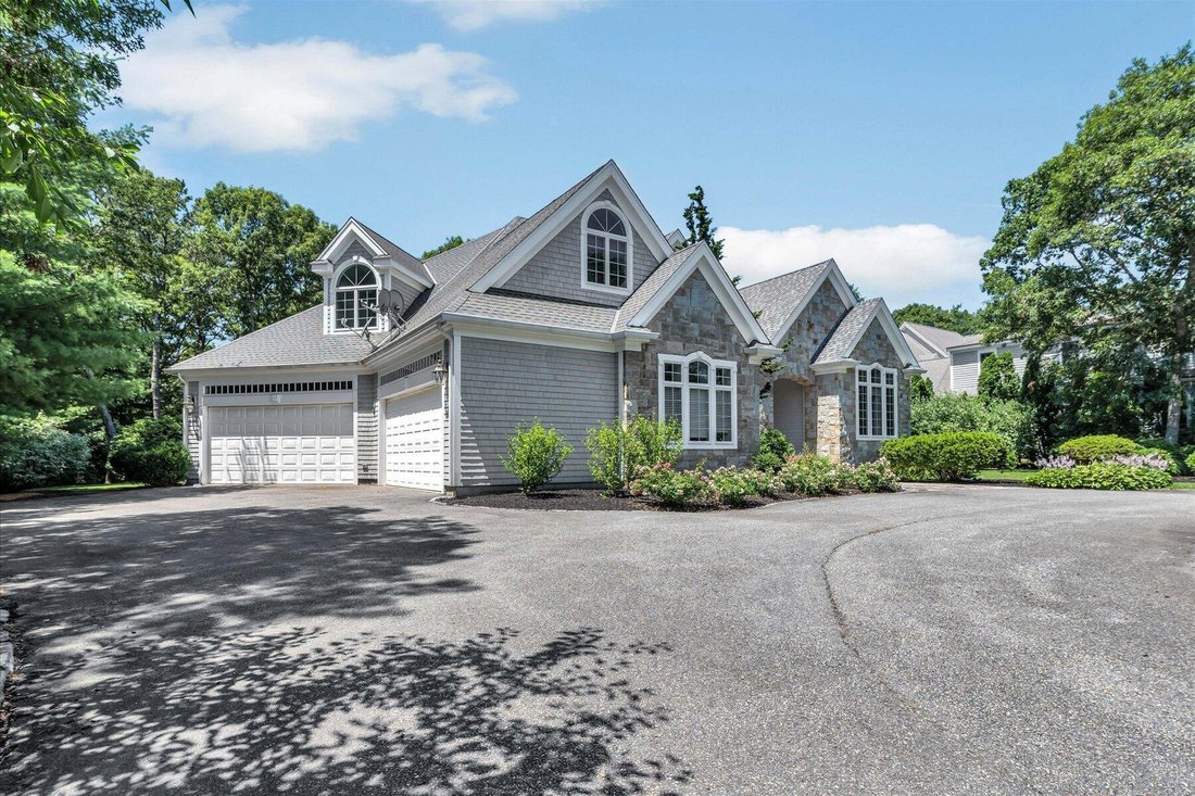 Condo in Mashpee, Massachusetts, United States 4 - 18518372