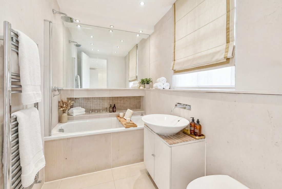 Apartment in Belgravia, Westminster, England 5 - 18510947