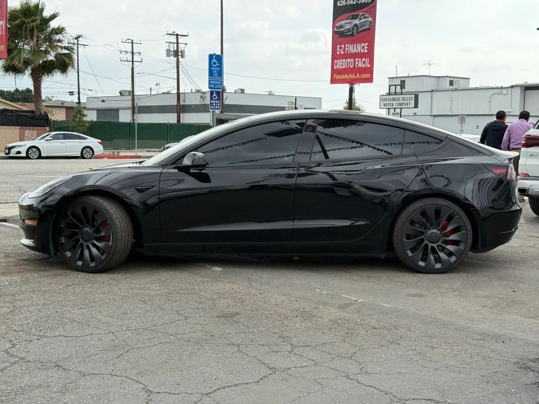 Sedan in El Monte, CA, United States 3 - 16655566