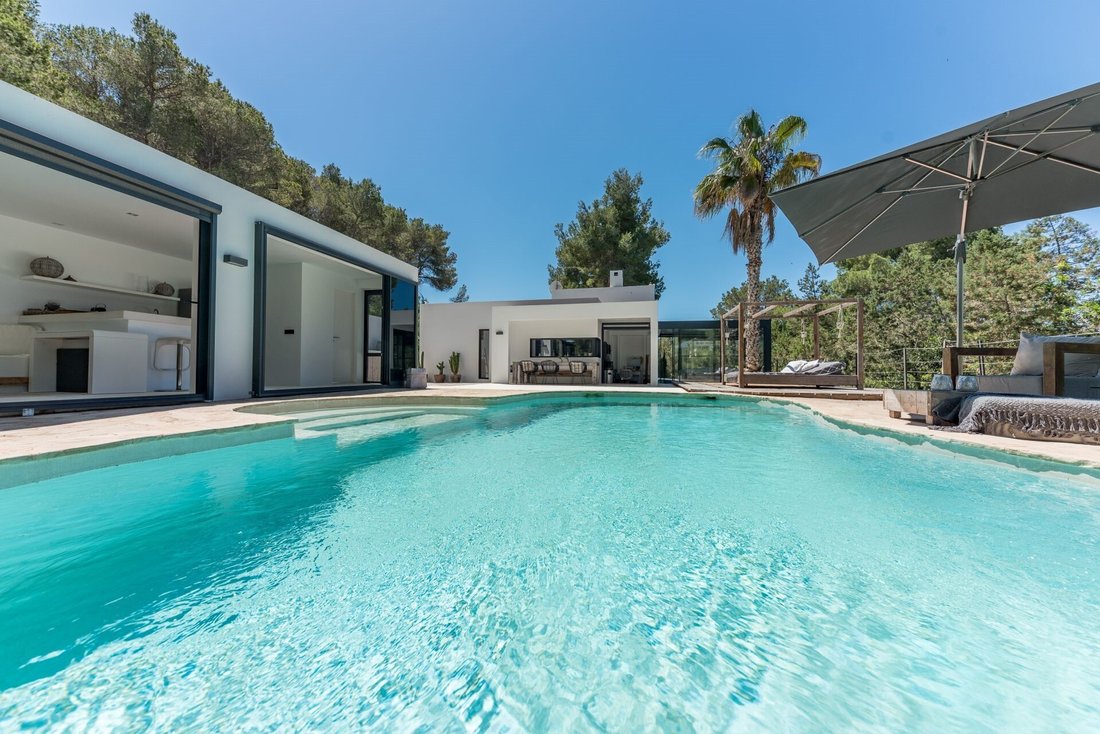Villa in Sant Josep de sa Talaia, Balearic Islands, Spain 2 - 18510119