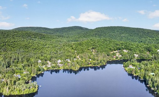 Land in Lac-Beauport, Quebec, Canada 1