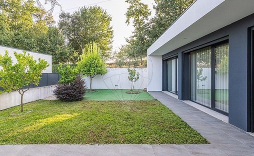 Villa in Campos e Louredo, Braga, Portugal 1