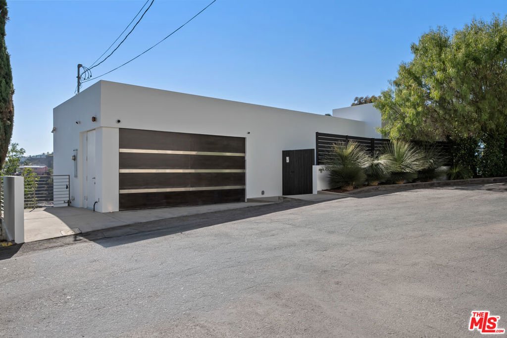 House in Los Angeles, California, United States 1 - 18501898