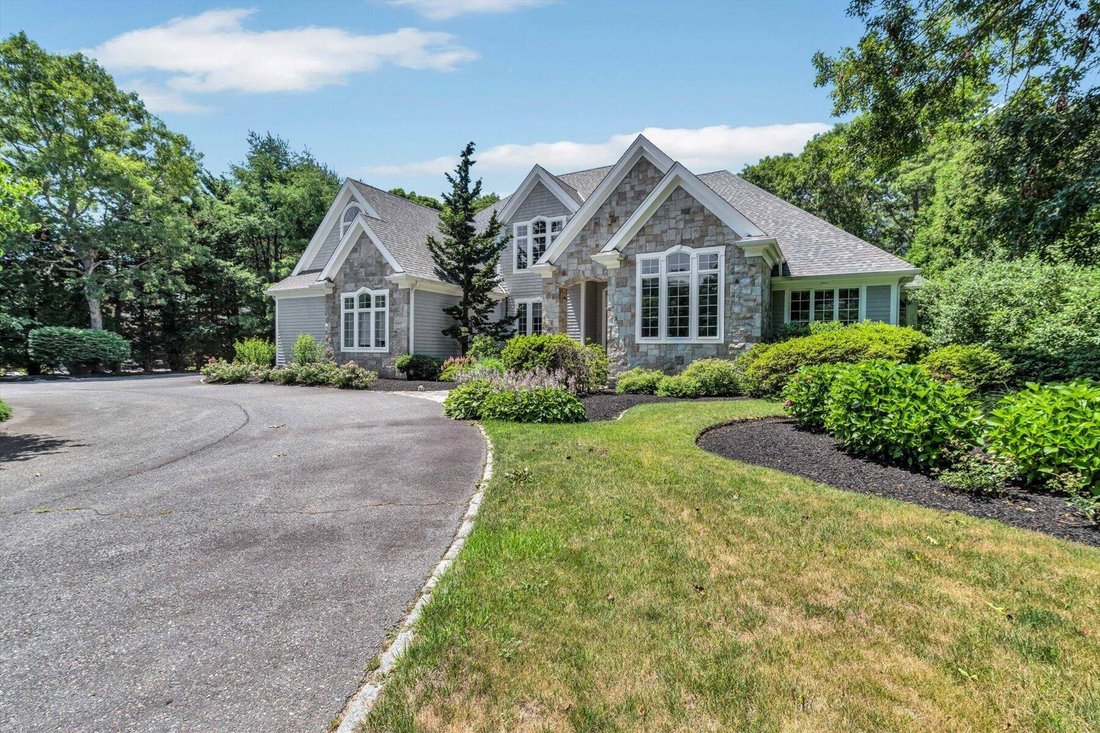 Condo in Mashpee, Massachusetts, United States 3 - 18518372