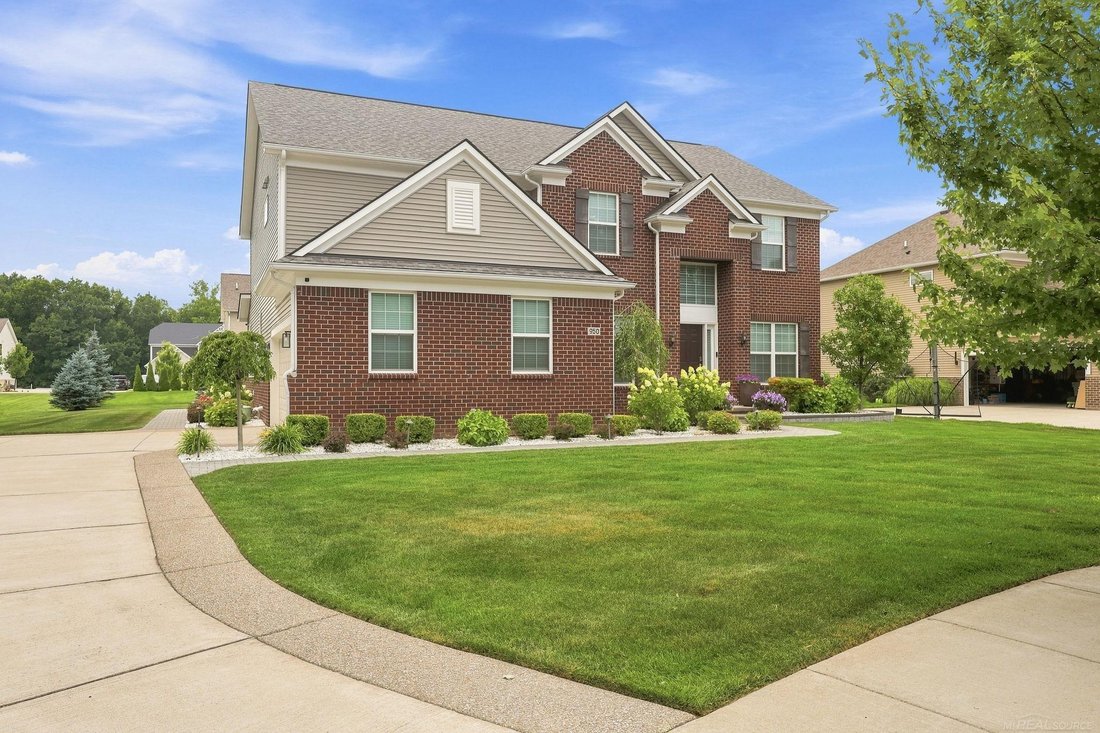 House in Orion charter Township, Michigan, United States 2 - 18515023