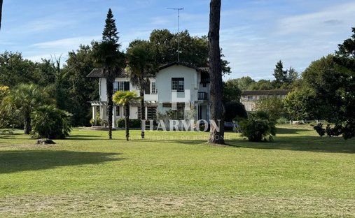 Estate in Magescq, Nouvelle-Aquitaine, France 1