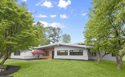 House in Pikesville, Maryland, United States 1
