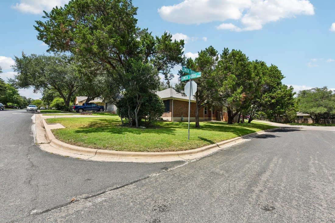 House in Austin, Texas, United States 4 - 18518816