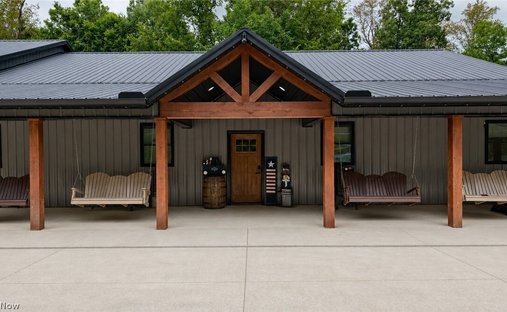 House in Uhrichsville, Ohio, United States 1
