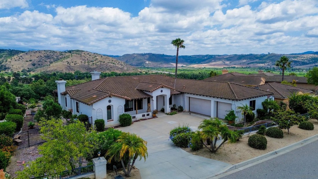 House in Fallbrook, California, United States 1 - 18517425
