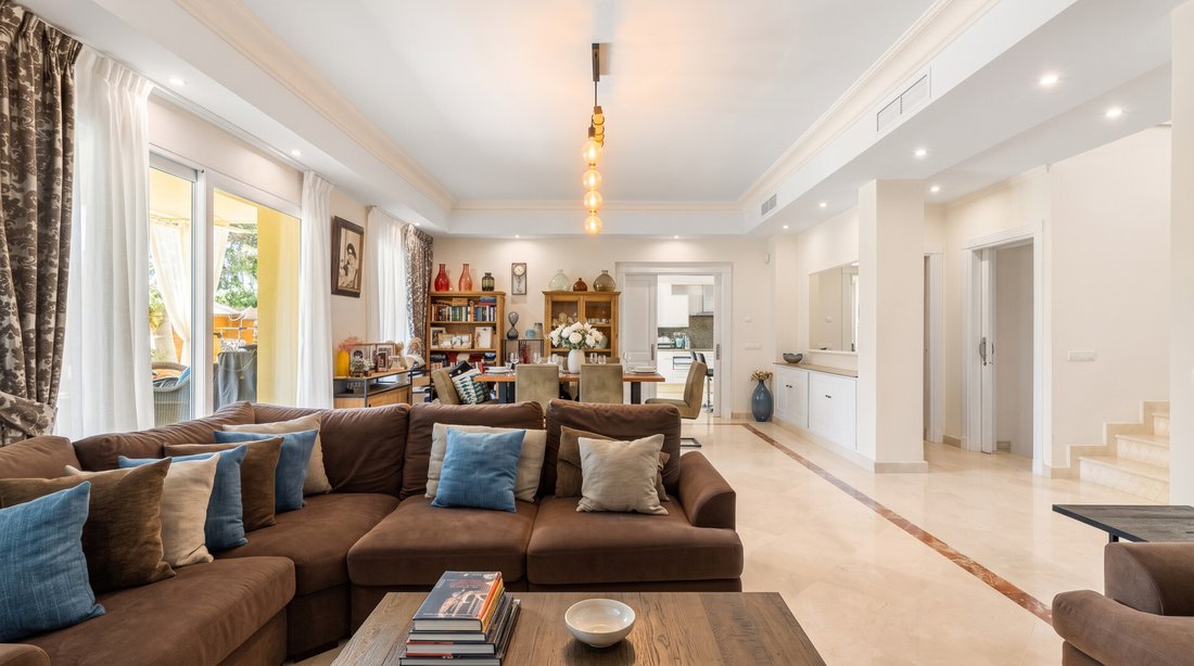 Villa in Nueva Andalucia, Marbella, Spain 5 - 18508461
