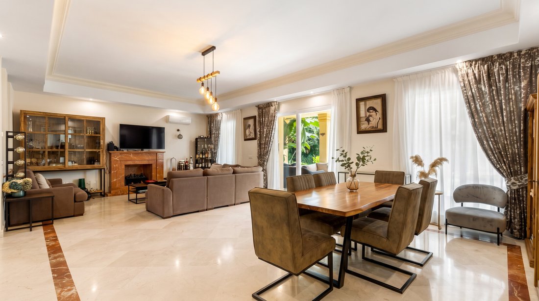 Villa in Nueva Andalucia, Marbella, Spain 4 - 18508461