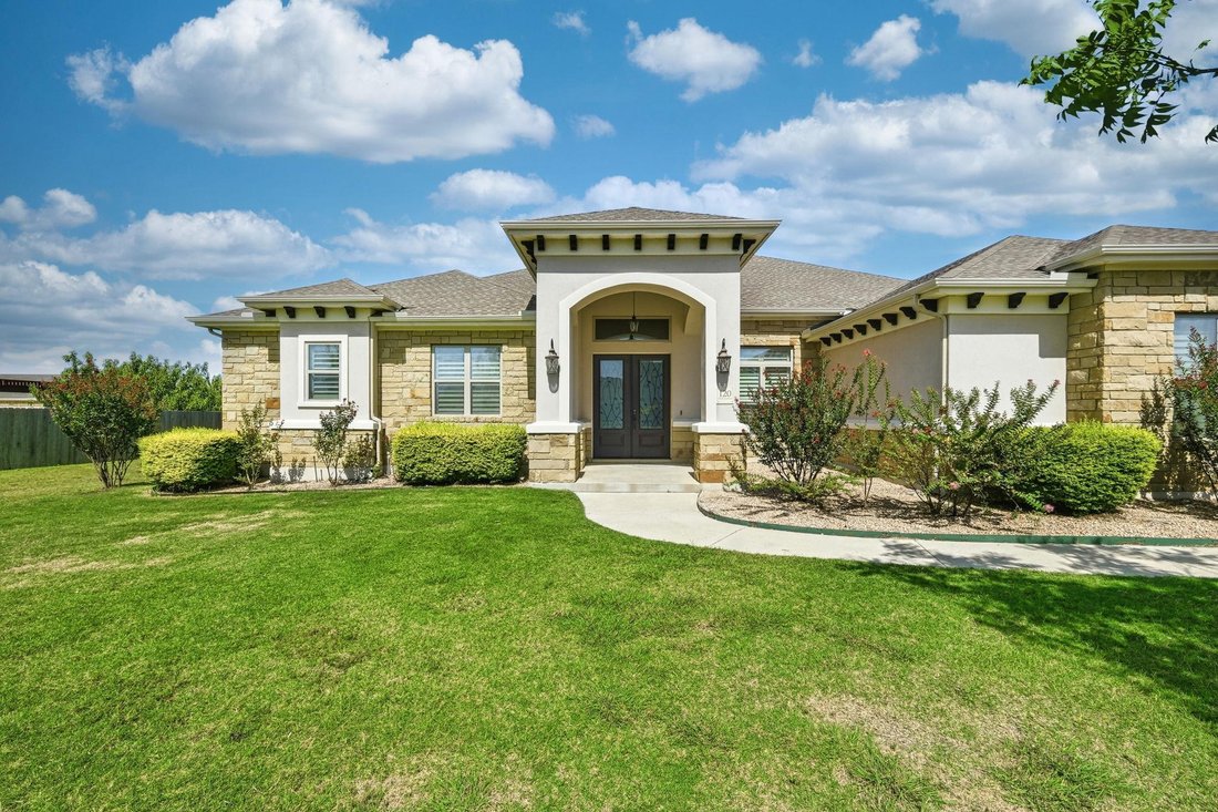 House in Hutto, Texas, United States 3 - 18512179