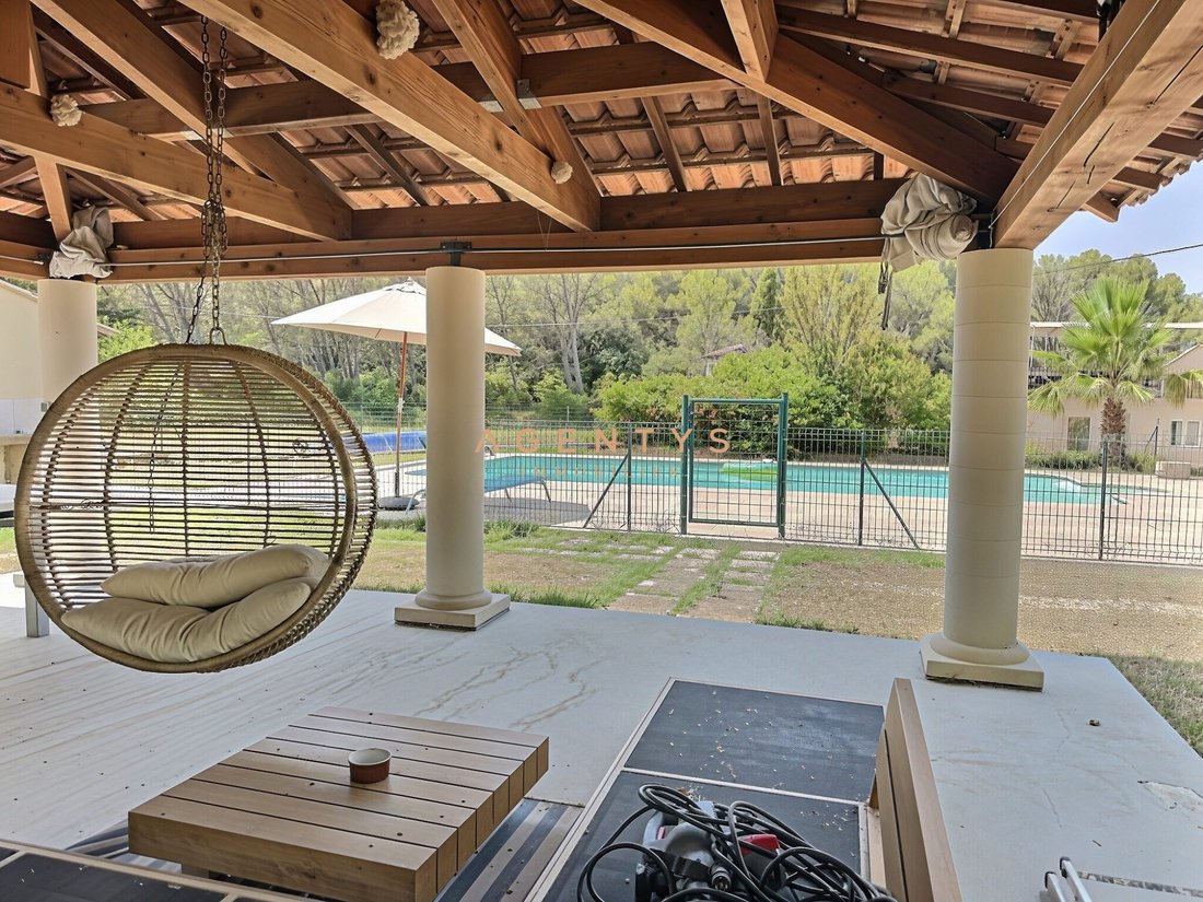 Country House in Saint-Chamas, Provence-Alpes-Côte d'Azur, France 3 - 18514664