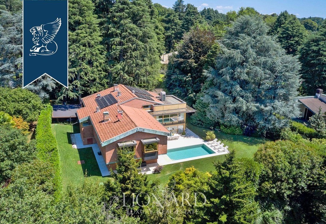 Villa in Carimate, Lombardy, Italy 1 - 18513765