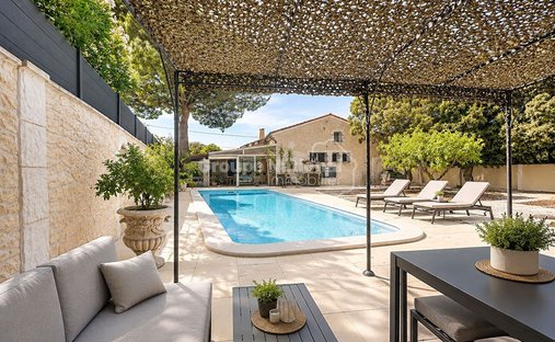 Casa en Bourdines, Sorgues, Francia 1