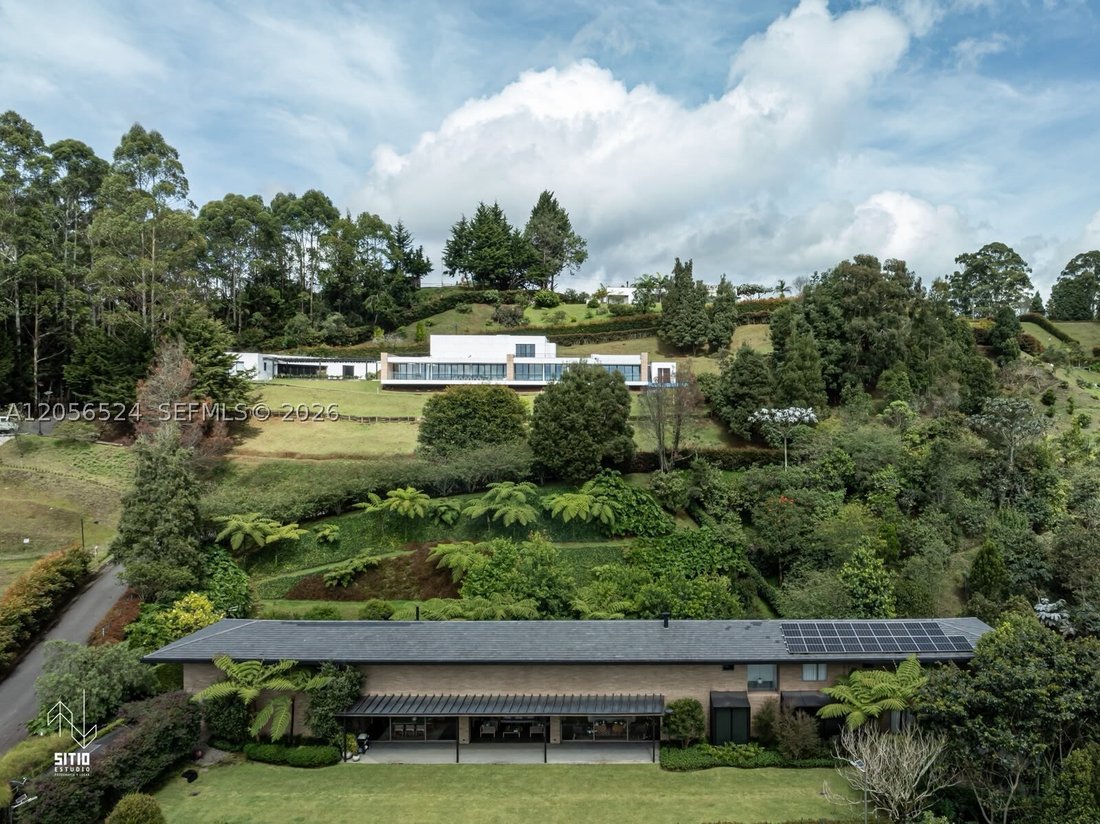 House in Colombia 2 - 18511270