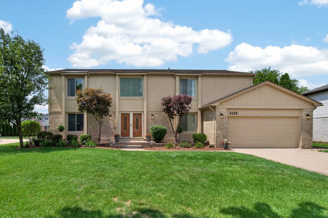 House in Troy, Michigan, United States 1 - 18510582