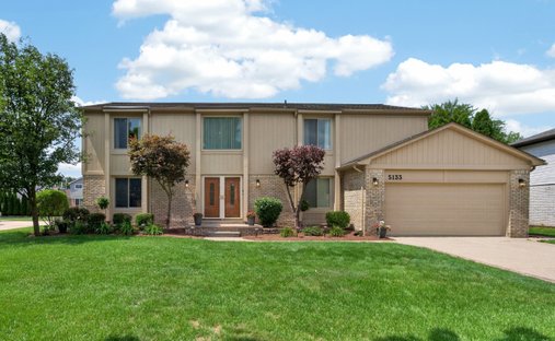 House in Troy, Michigan, United States 1