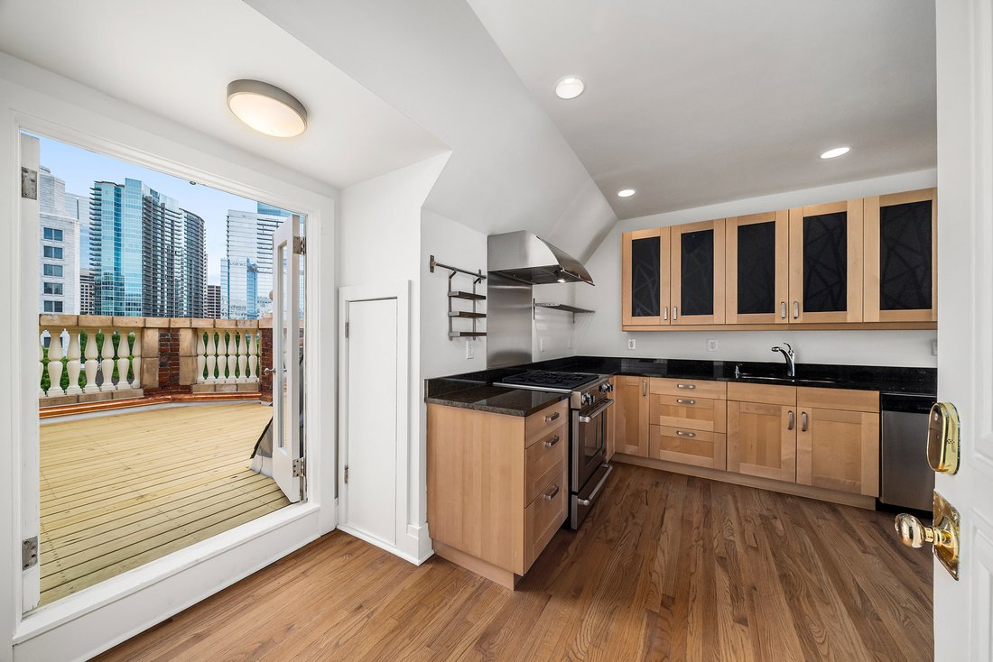 Condo in Atlanta, Georgia, United States 4 - 18516767