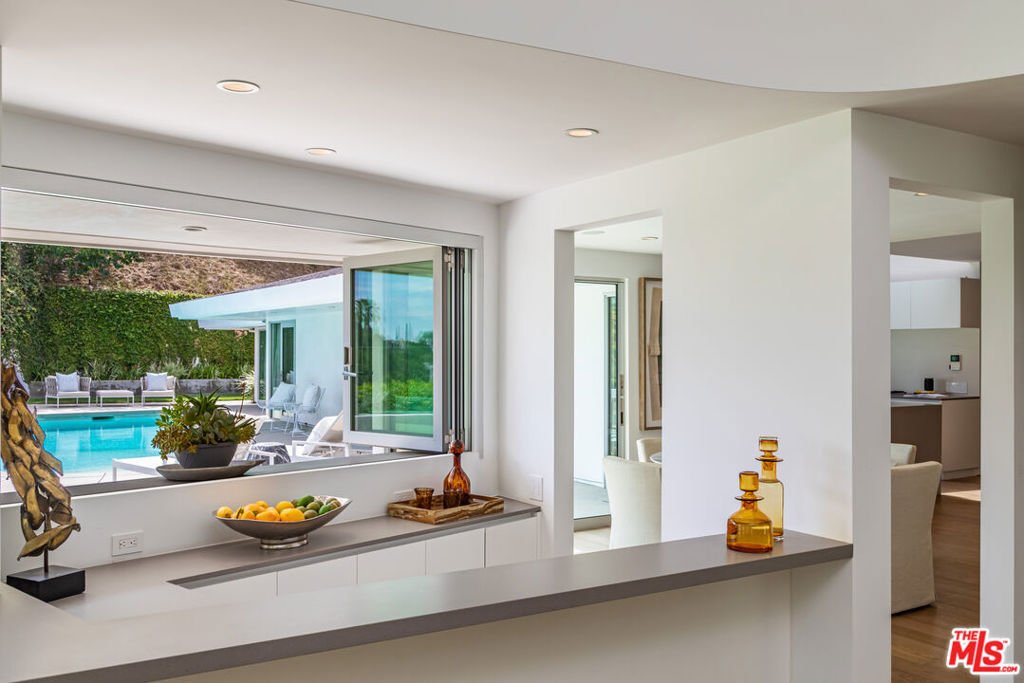 House in Los Angeles, California, United States 5 - 18511088