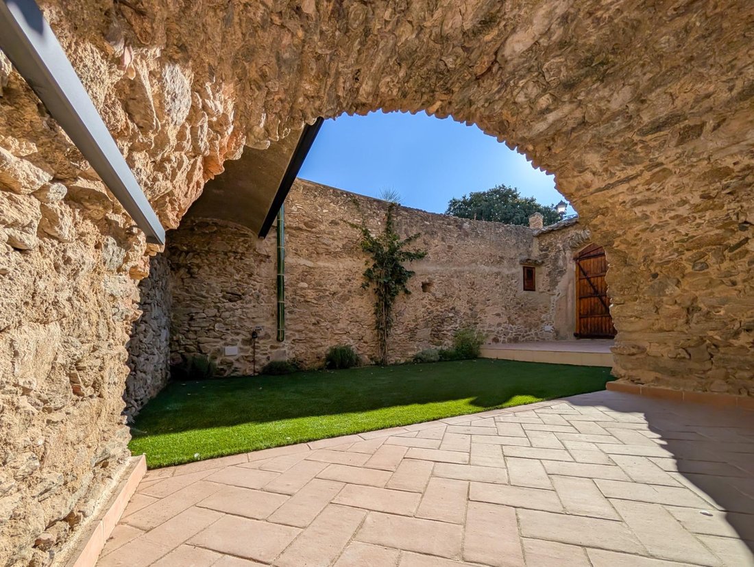 Villa in Palau-saverdera, Catalonia, Spain 3 - 18520316