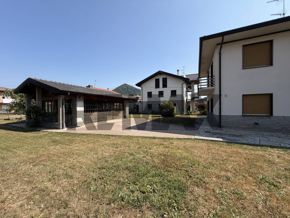 House in Induno Olona, Lombardy, Italy 5 - 18514349