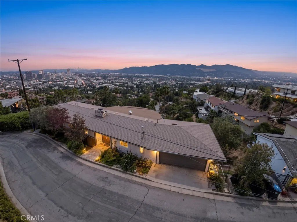 House in Glendale, California, United States 2 - 18515418