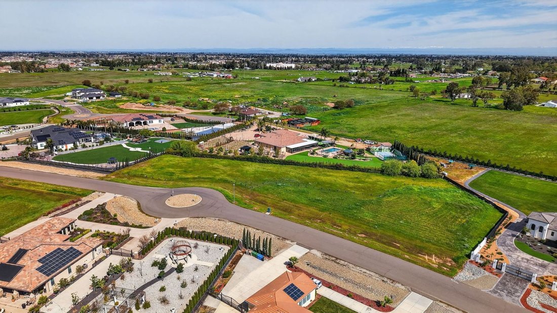 Land in Elk Grove, California, United States 3 - 18515689