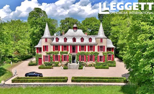 Castle in Saint-Pierre-de-Trivisy, Occitania, France 1