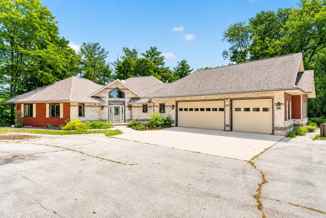 House in Sheboygan Falls, Wisconsin, United States 2 - 18510052