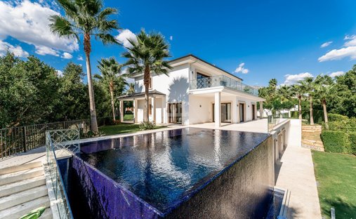 Villa in Nueva Andalucia, Marbella, Spain 1