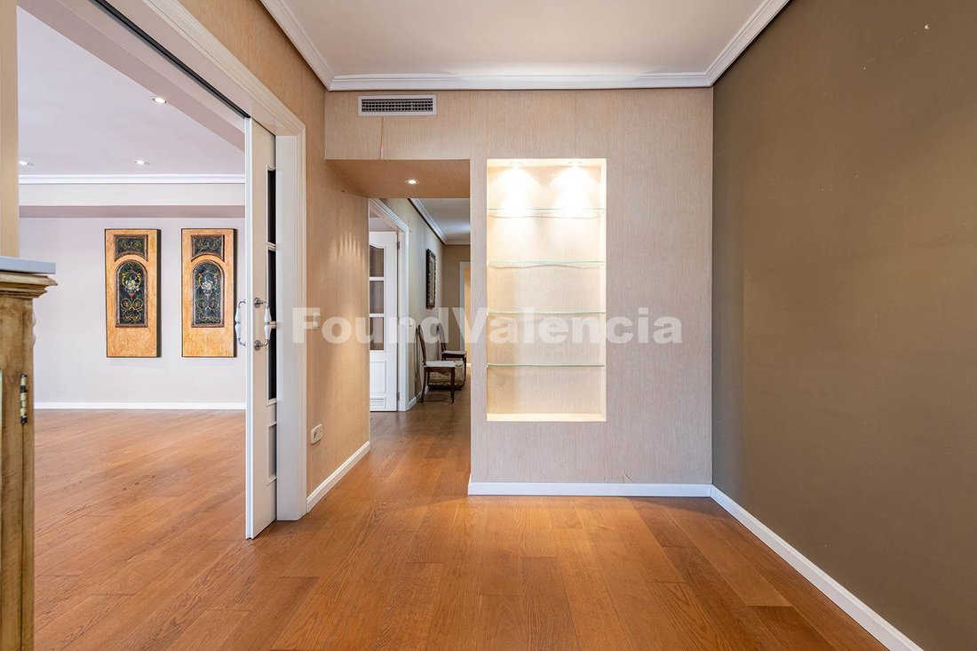 Apartment in Ciutat Vella, Valencia, Spain 2 - 18508156