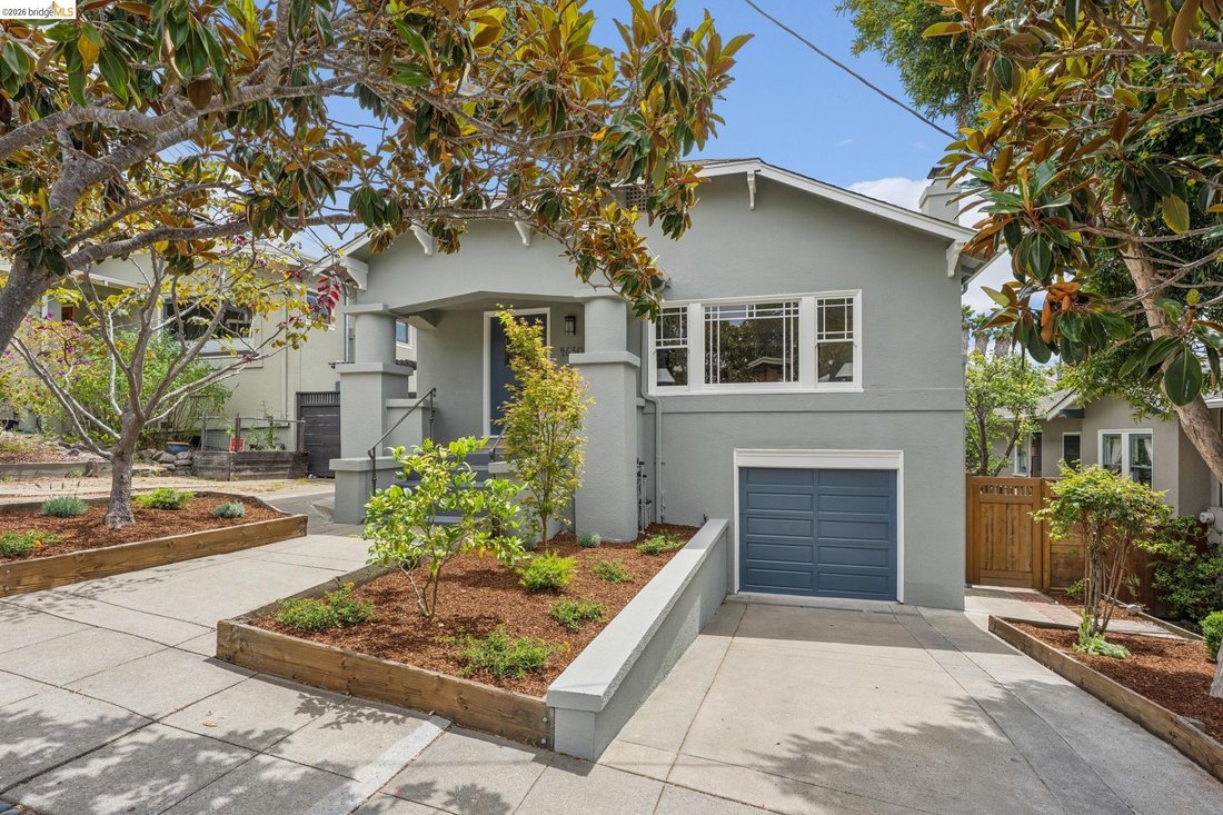 House in Oakland, California, United States 3 - 18519773