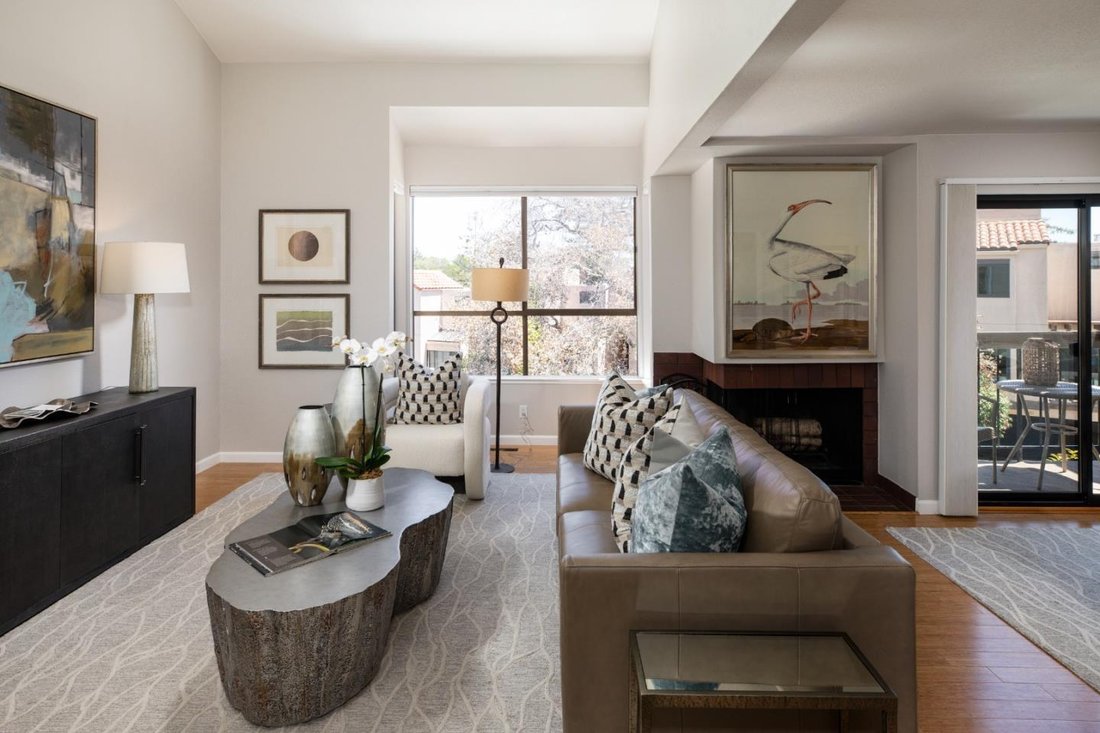 Townhouse in Belmont, California, United States 4 - 18511617