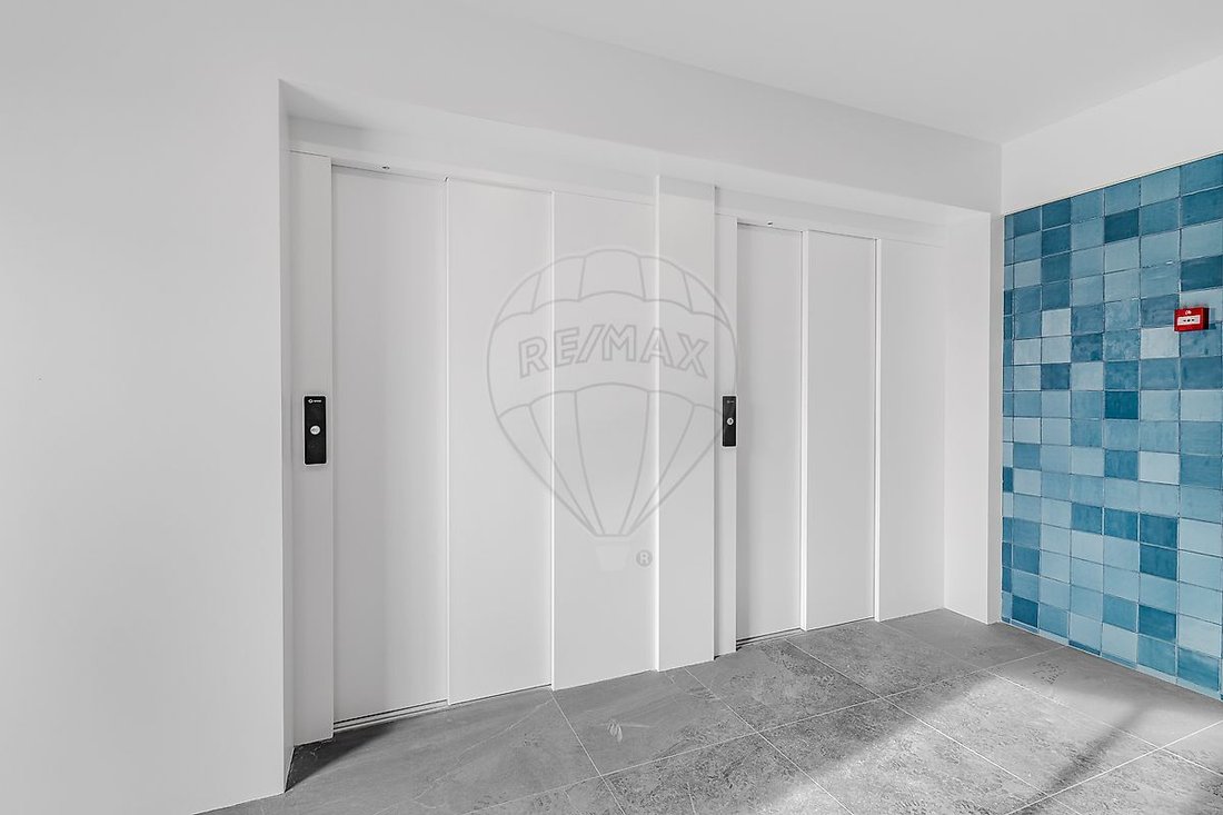 Apartment in Matosinhos e Leca da Palmeira, Porto District, Portugal 4 - 18508701