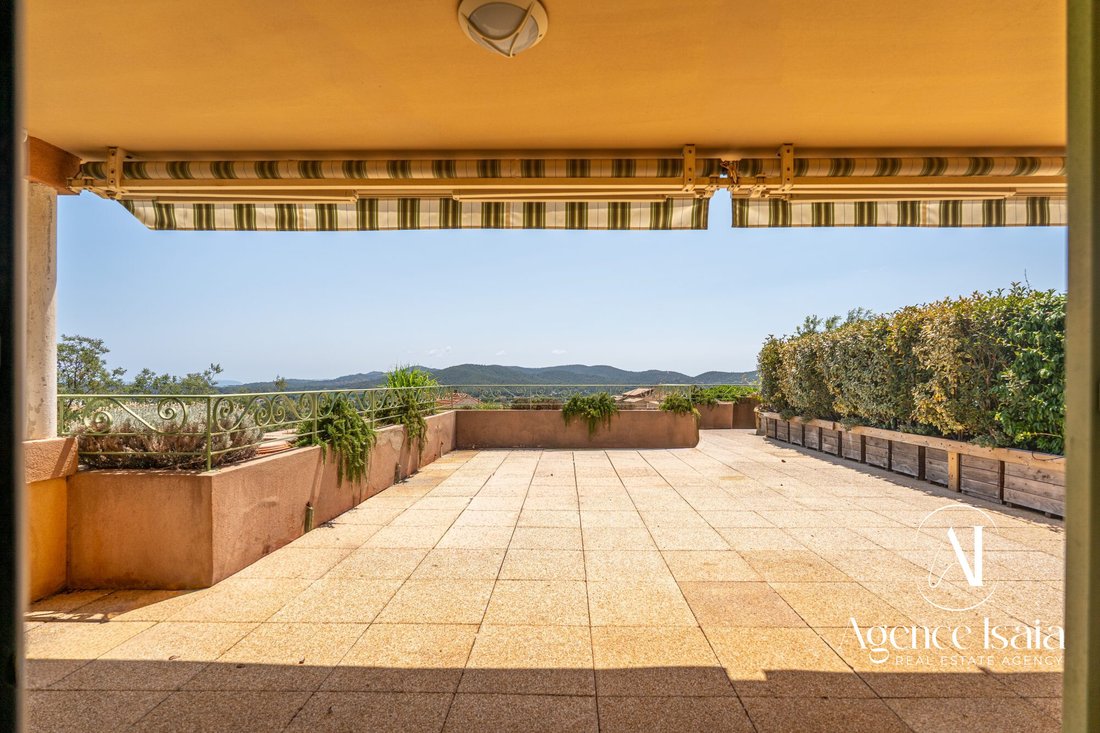 Apartment in Nord Est, Bormes-les-Mimosas, France 1 - 18229254