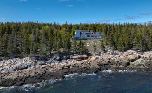 House in Swans Island, Maine, United States 1