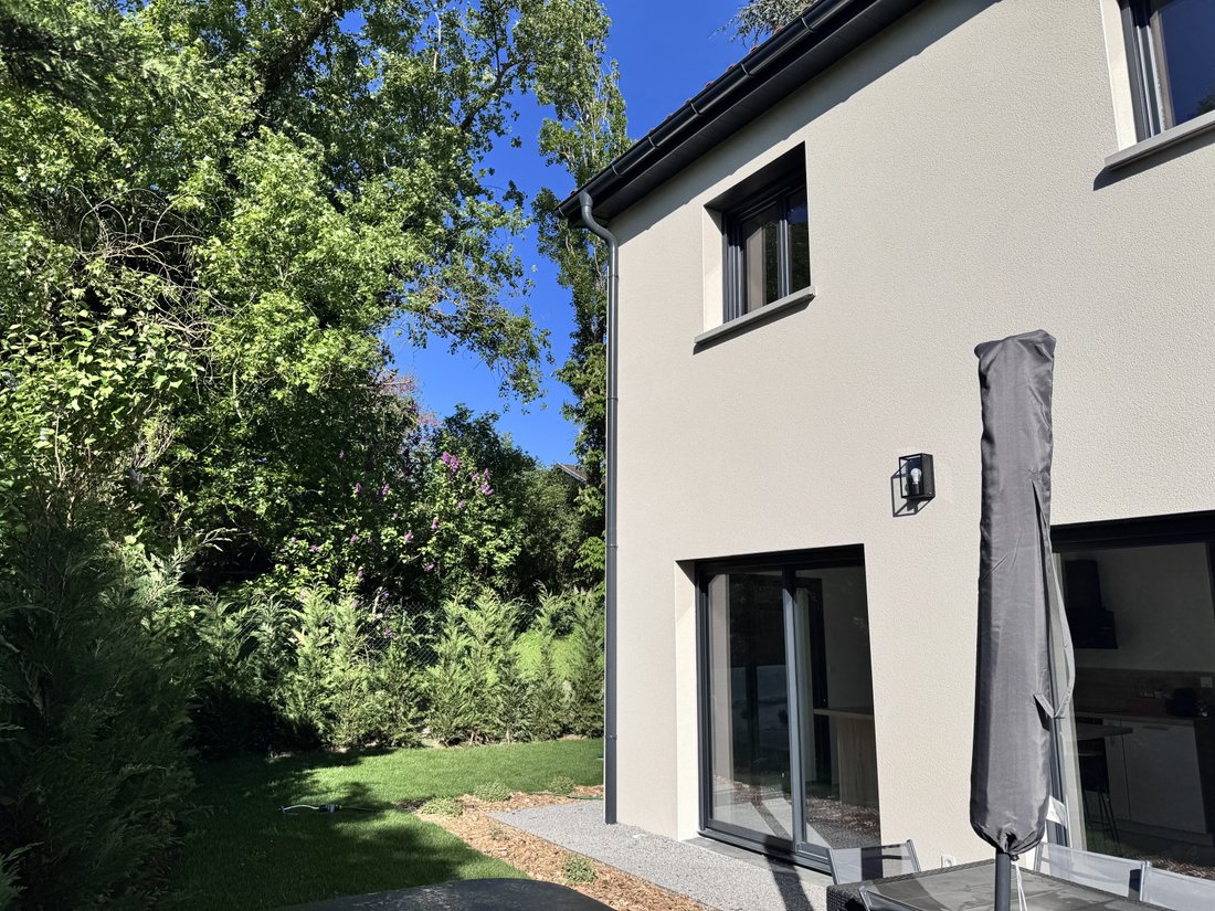 House in Brindas, Auvergne-Rhône-Alpes, France 1 - 18511910