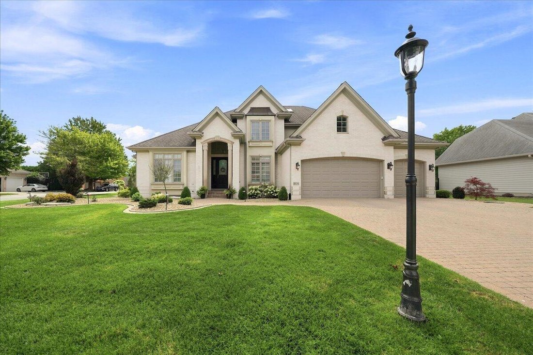 House in Munster, Indiana, United States 2 - 18508839