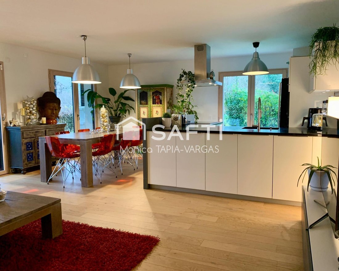 Apartment in Divonne-les-Bains, Auvergne-Rhône-Alpes, France 5 - 18516963