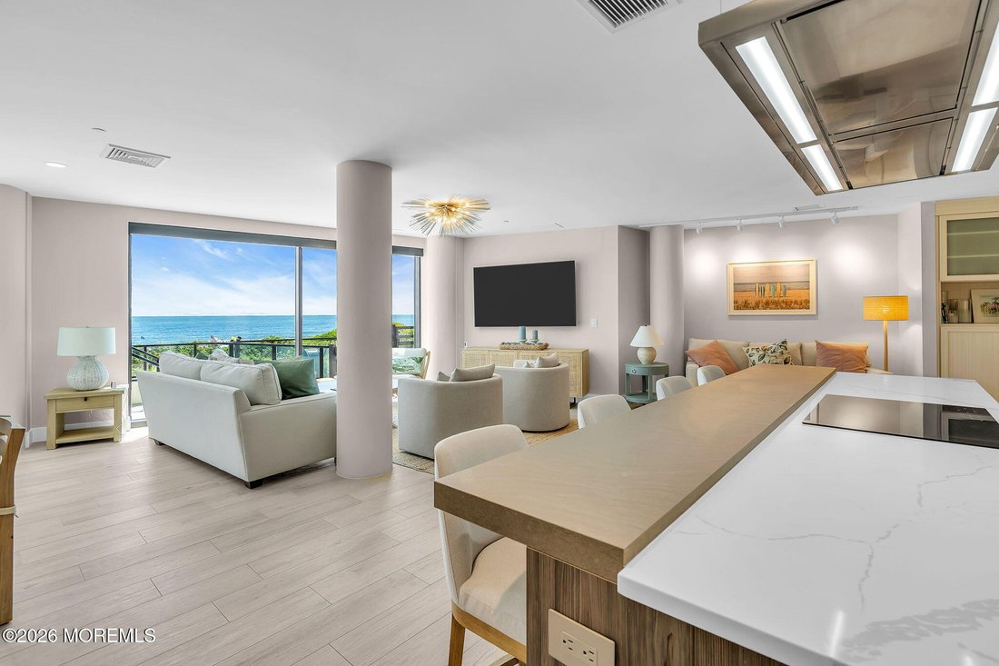 Condo in Long Branch, New Jersey, United States 3 - 18508422