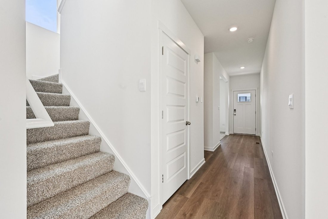 House in Montgomery, Illinois, United States 4 - 18512095