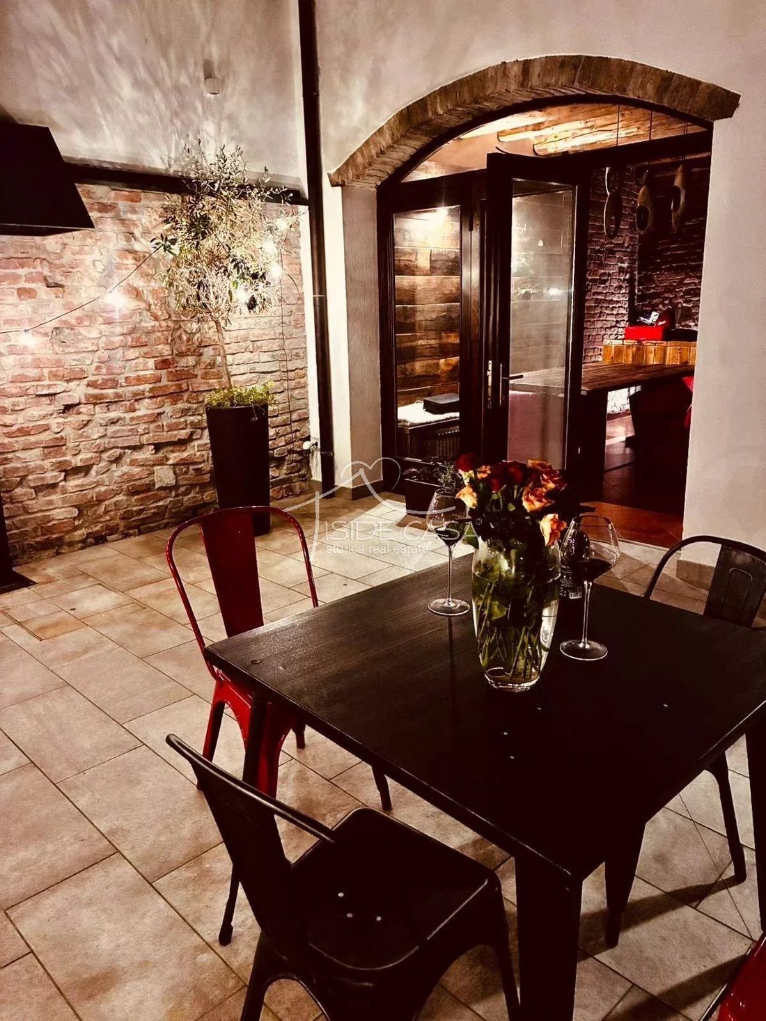House in Historic Center, Mantua, Lombardy 2 - 18513150