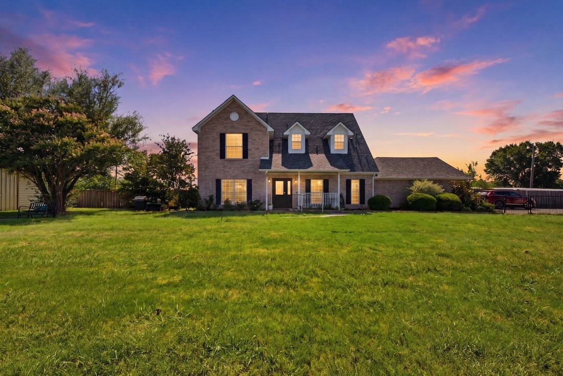 House in Pilot Point, Texas, United States 1 - 18516705