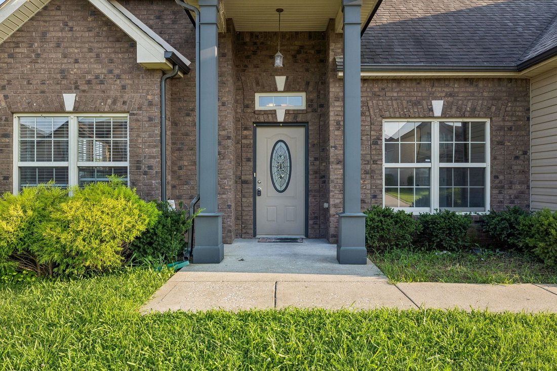 House in Clarksville, Tennessee, United States 2 - 18518761