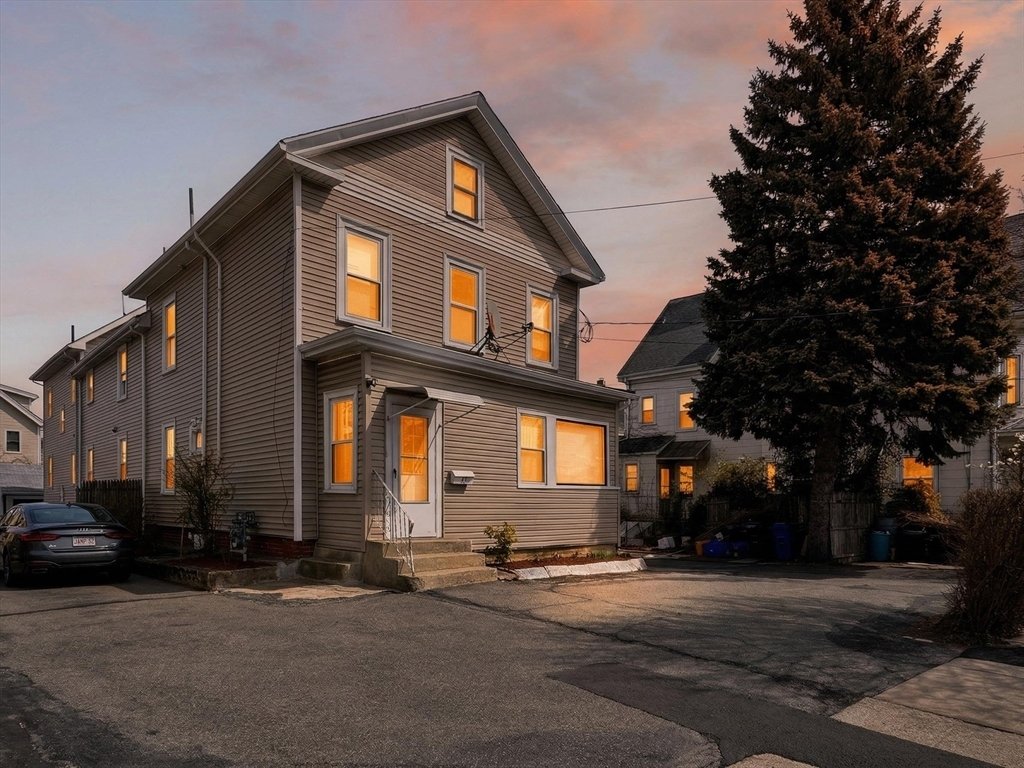 House in Malden, Massachusetts, United States 1 - 18520270